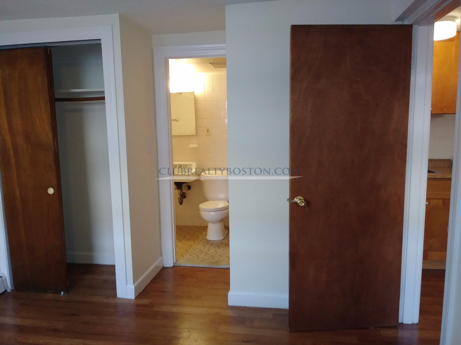 168 Beacon St, Brighton