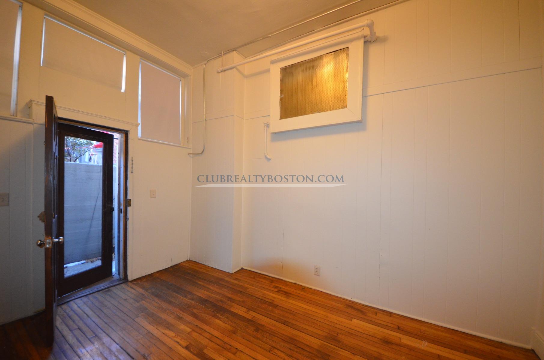 25 Walbridge St, Allston