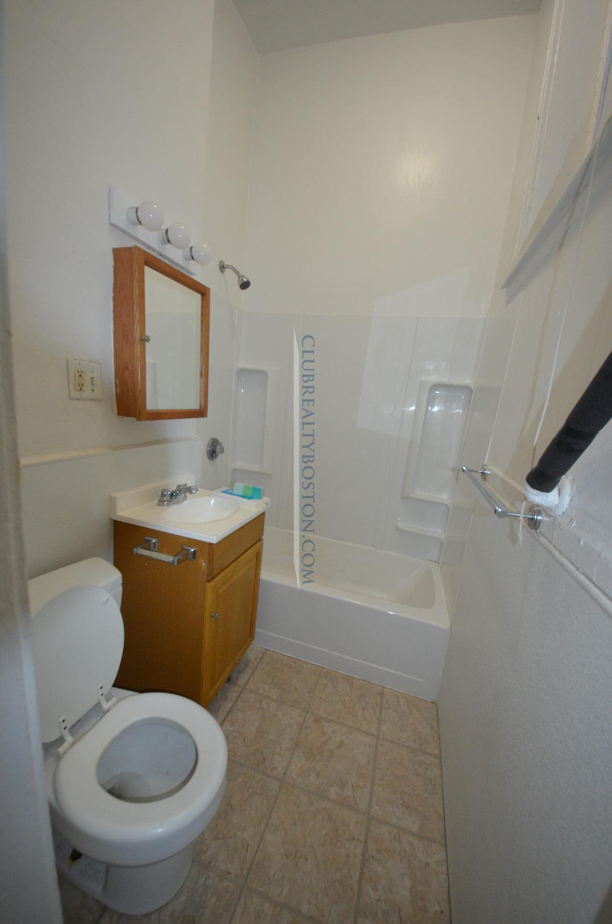 25 Walbridge St, Allston