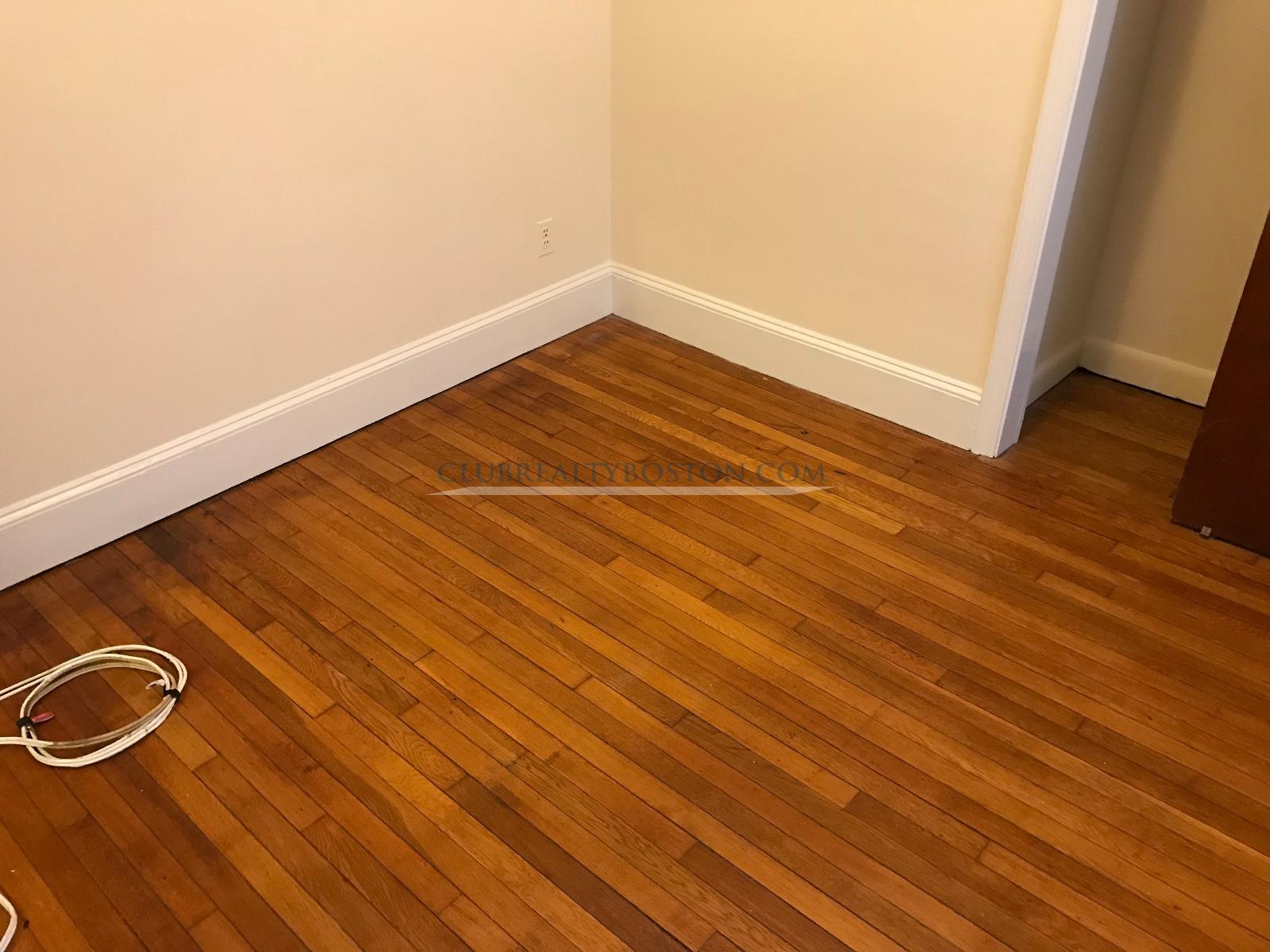 1315 Commonwealth Ave, Allston