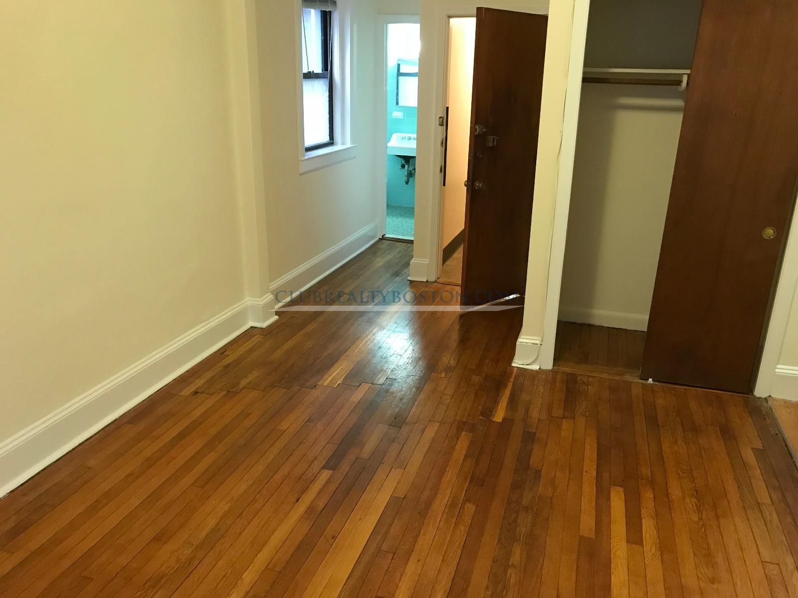 1315 Commonwealth Ave, Allston