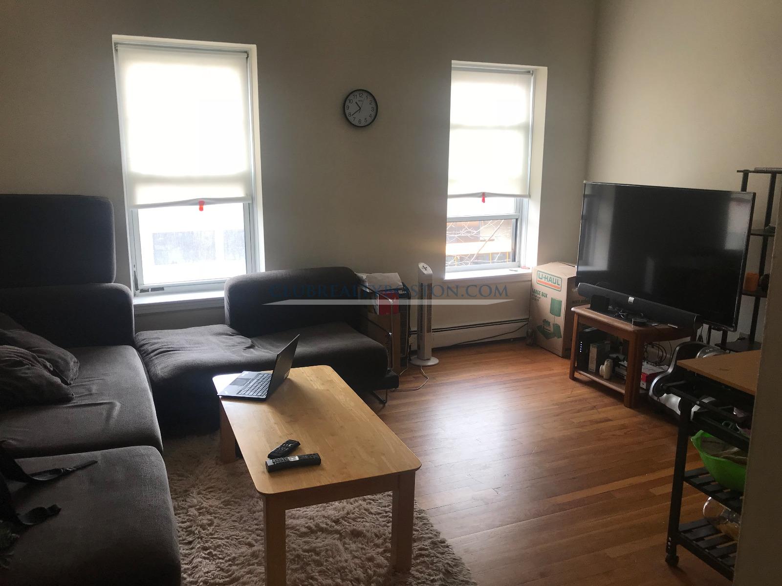 164 North Beacon St, Brighton