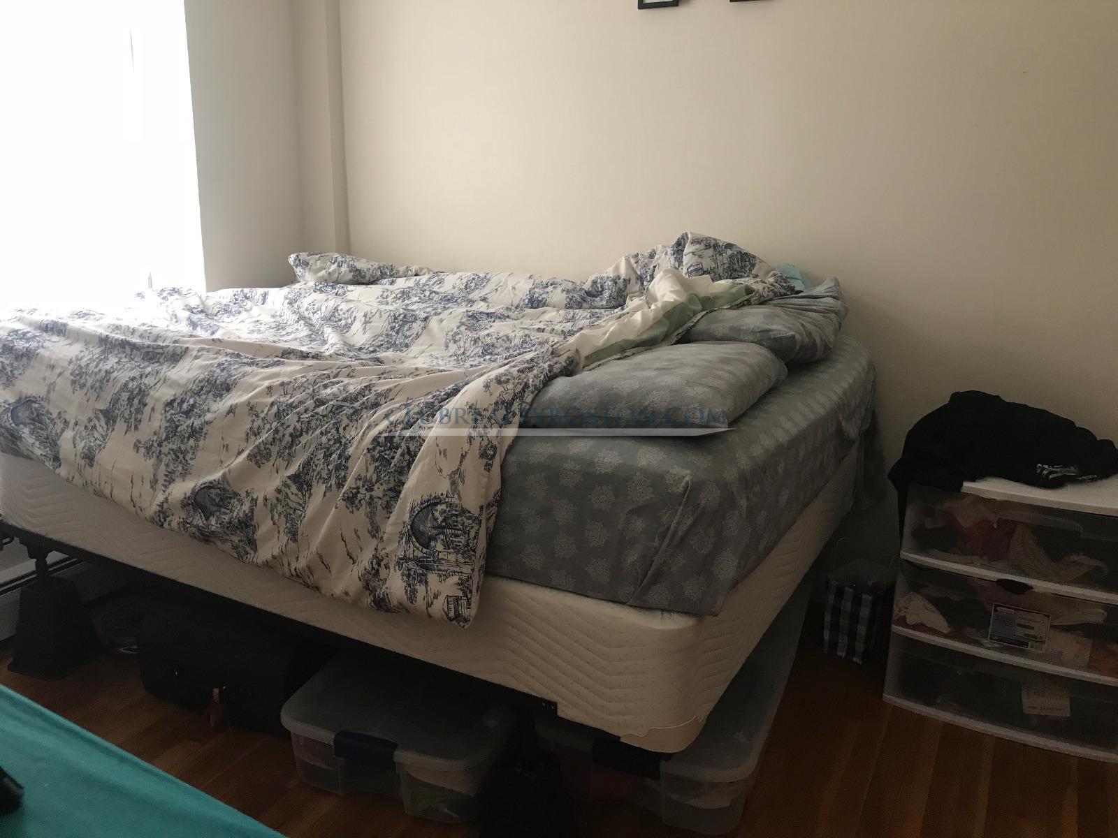 164 North Beacon St, Brighton