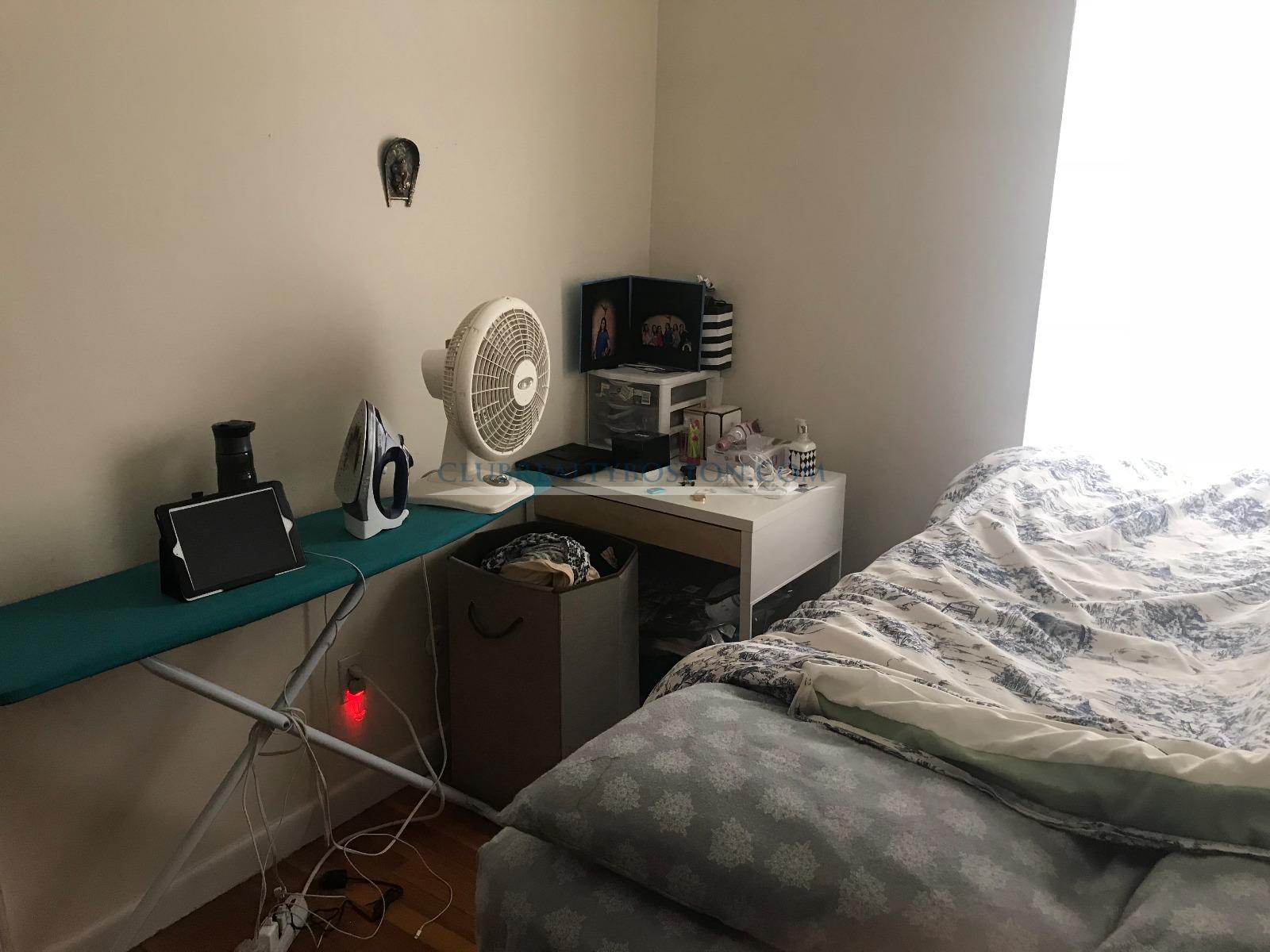 164 North Beacon St, Brighton