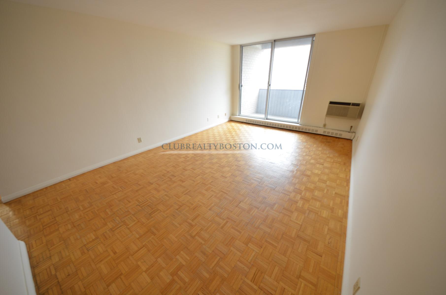 1455 Commonwealth Ave, Brighton