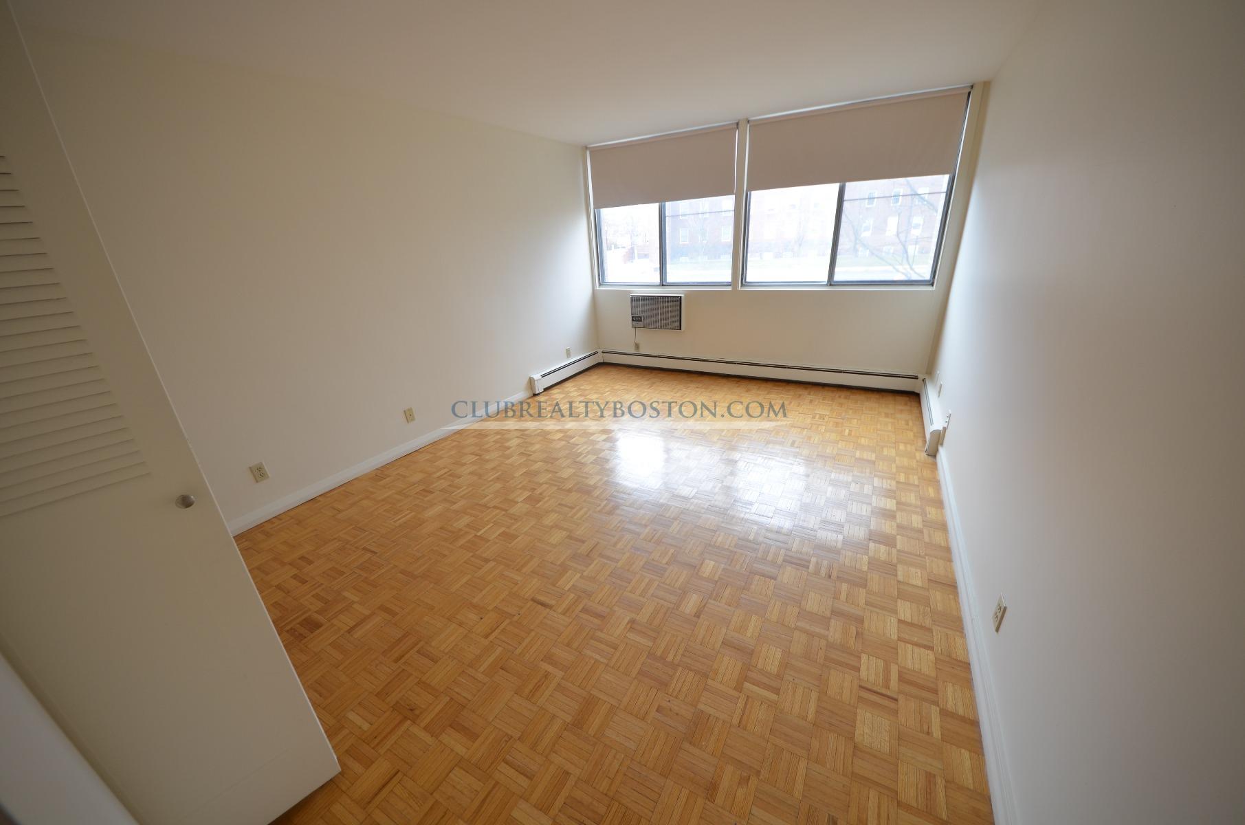 1455 Commonwealth Ave, Brighton