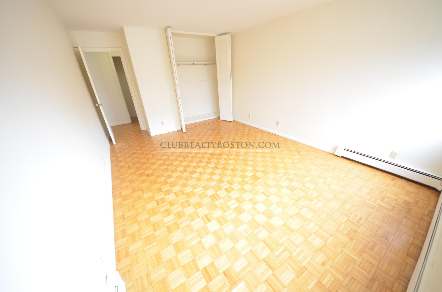 1455 Commonwealth Ave, Brighton