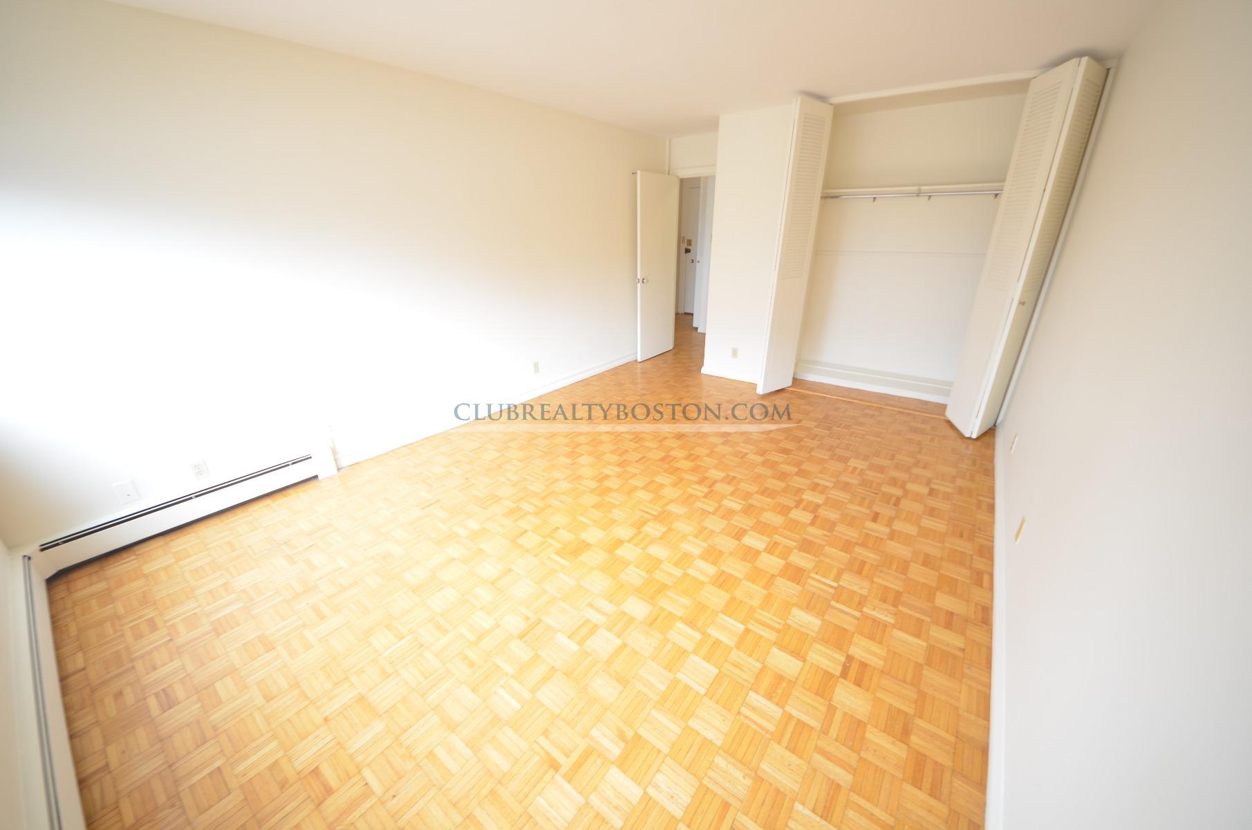 1455 Commonwealth Ave, Brighton