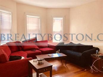 348 Faneuil St, Brighton