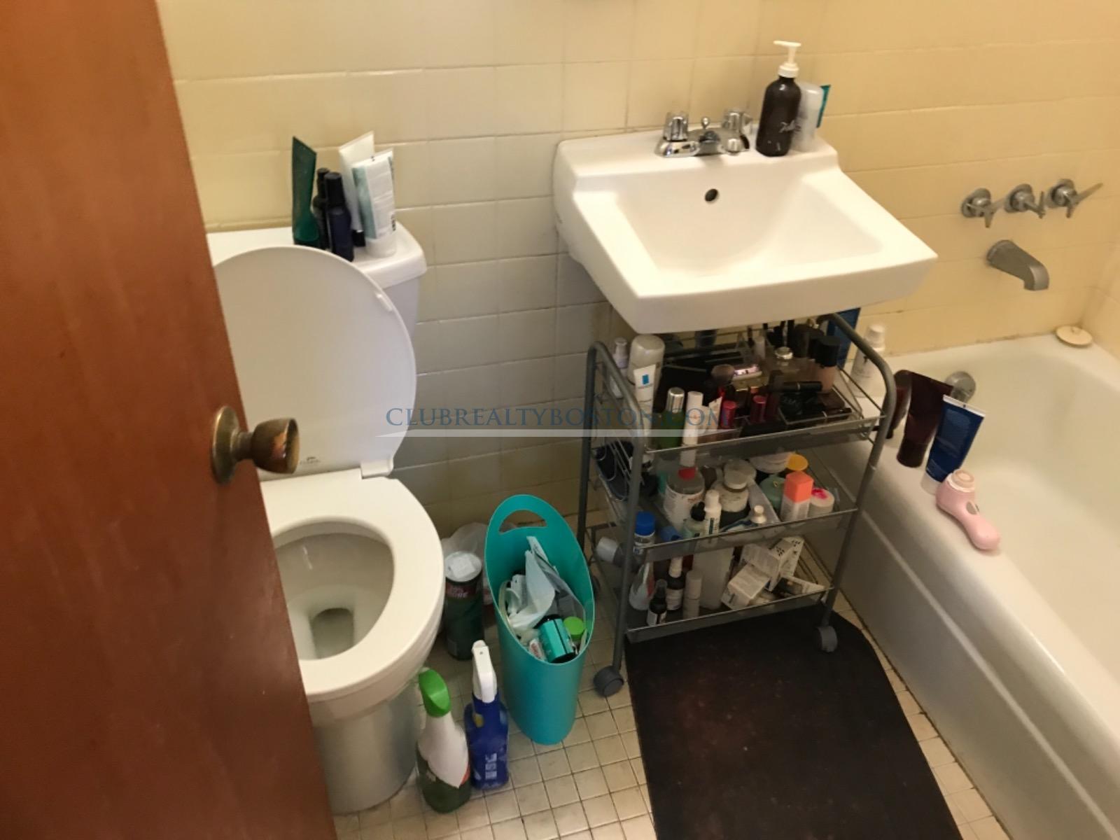 64 Brighton Ave, Allston