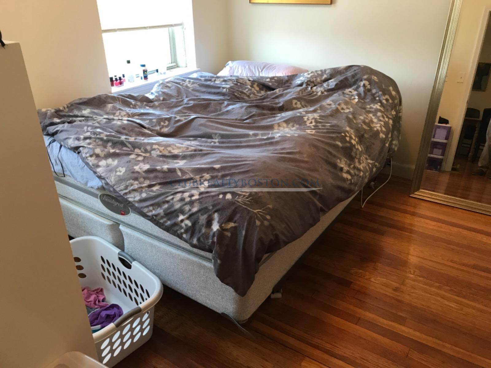 64 Brighton Ave, Allston