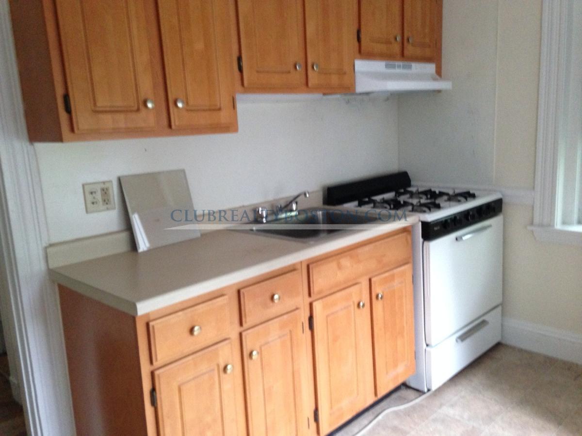 127 Washington St, Brighton