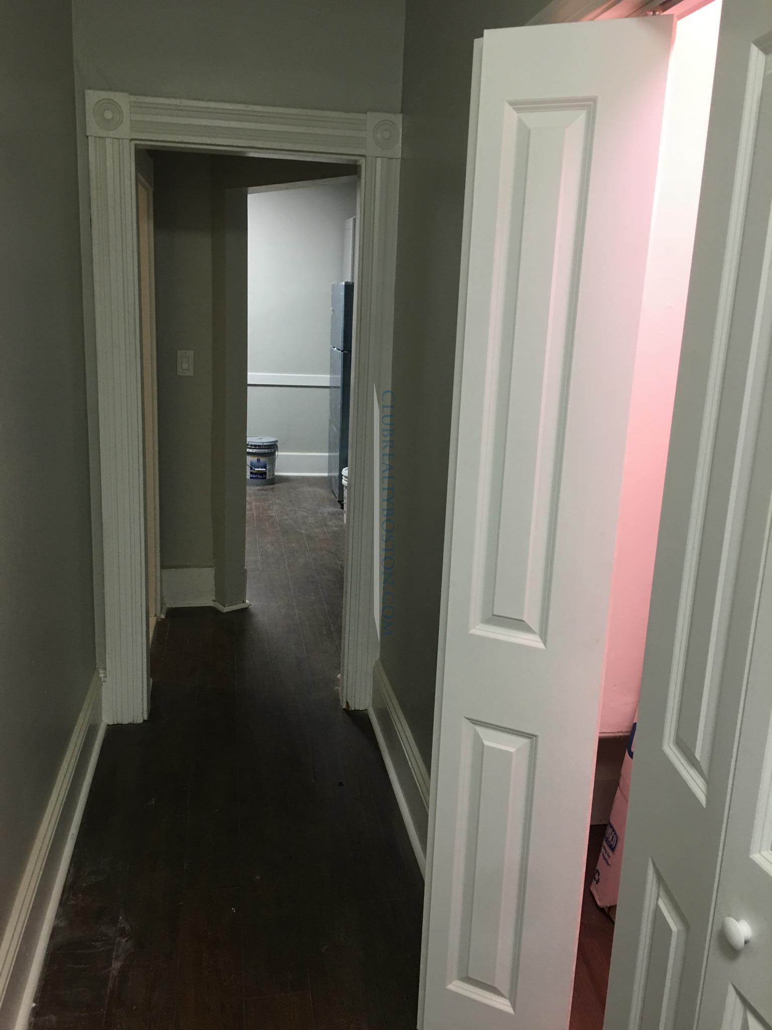 4 bed, 1 bath apartment for rent at 79 Brown St Unit 2, Waltham — photo 10 of 21