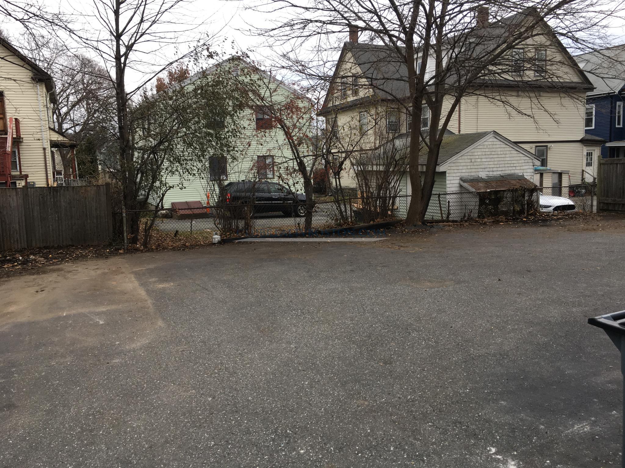 55 Highland St, Waltham