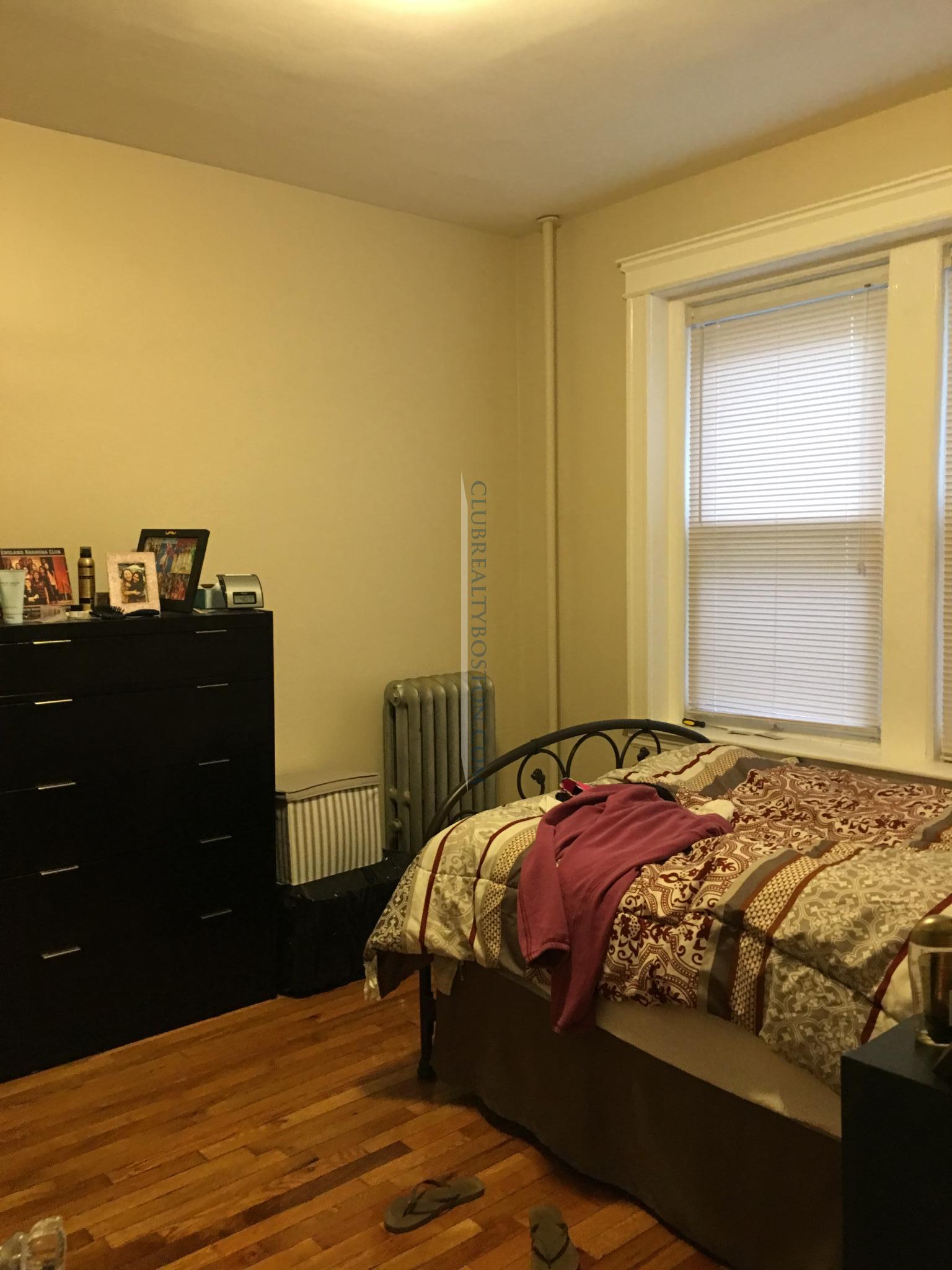 1197 Commonwealth Ave, Allston