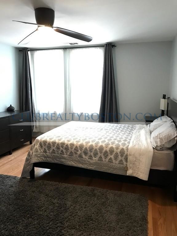 29 Brainerd Rd, Allston