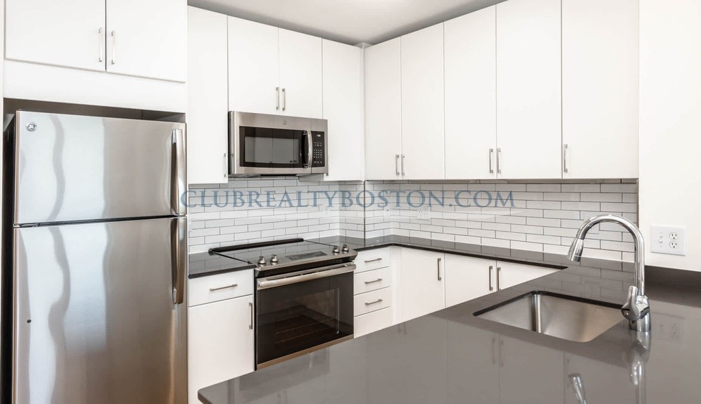 1 bed, 1 bath apartment for rent at 70 Hope Ave Unit 309, Waltham — photo 6 of 13