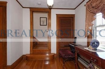 4 bed, 2 bath apartment for rent at 30 Bacon St Unit 30, Banks Square — photo 4 of 11