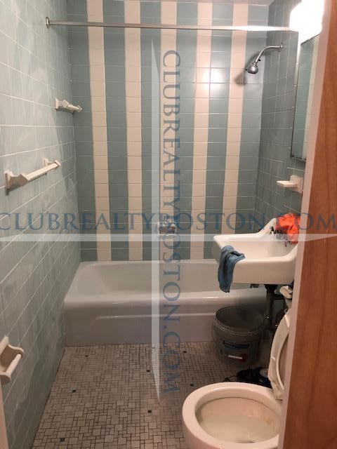 1315 Commonwealth Ave, Allston