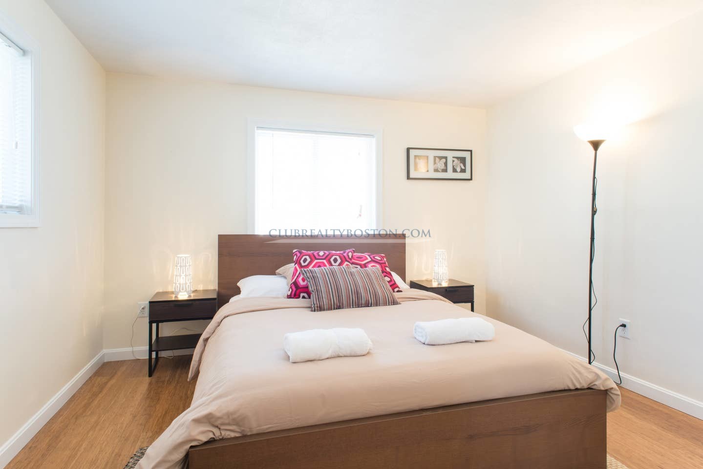 37 Oxford Cir, Waverley Square