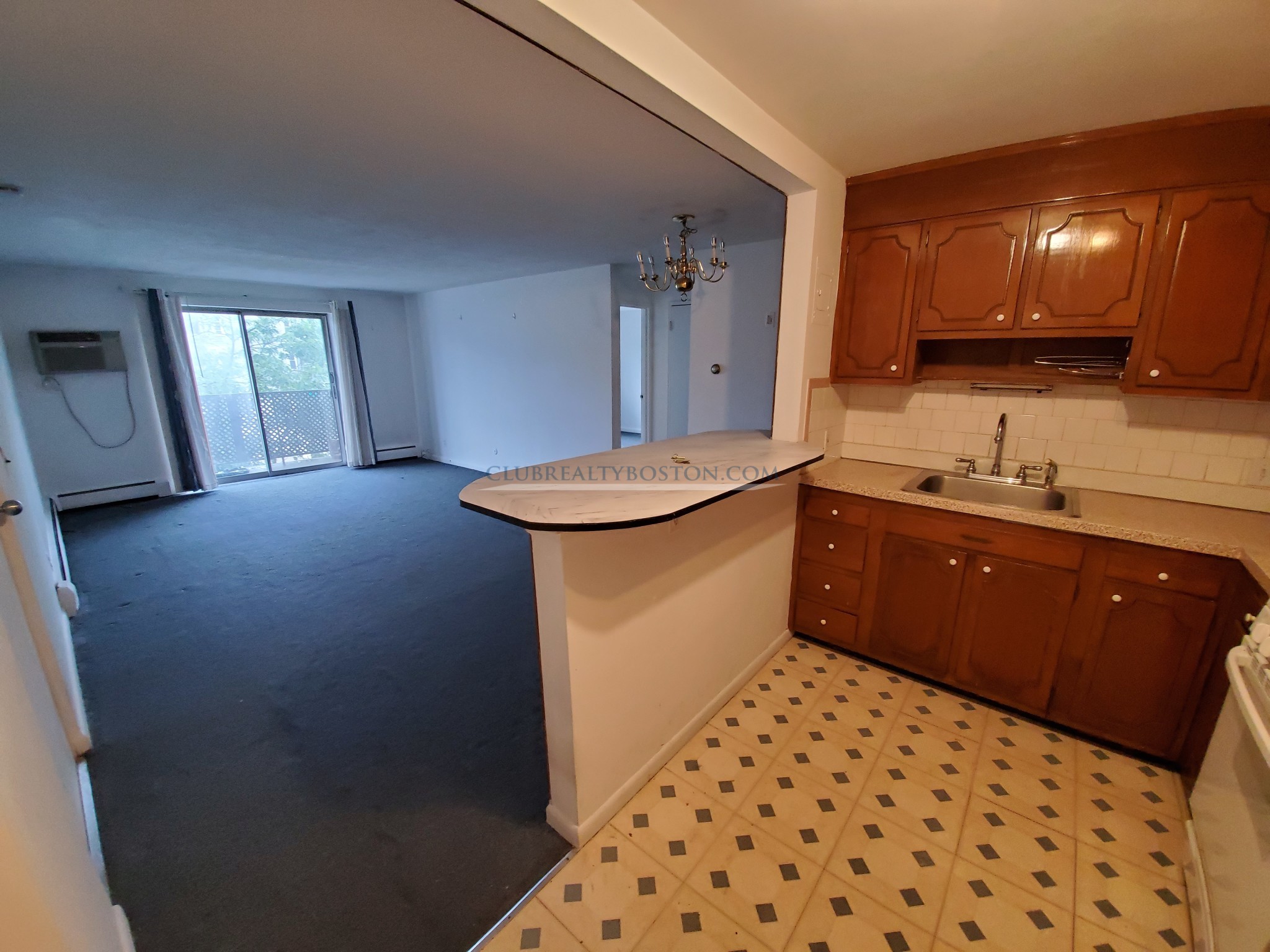 530 Washington St, Brighton