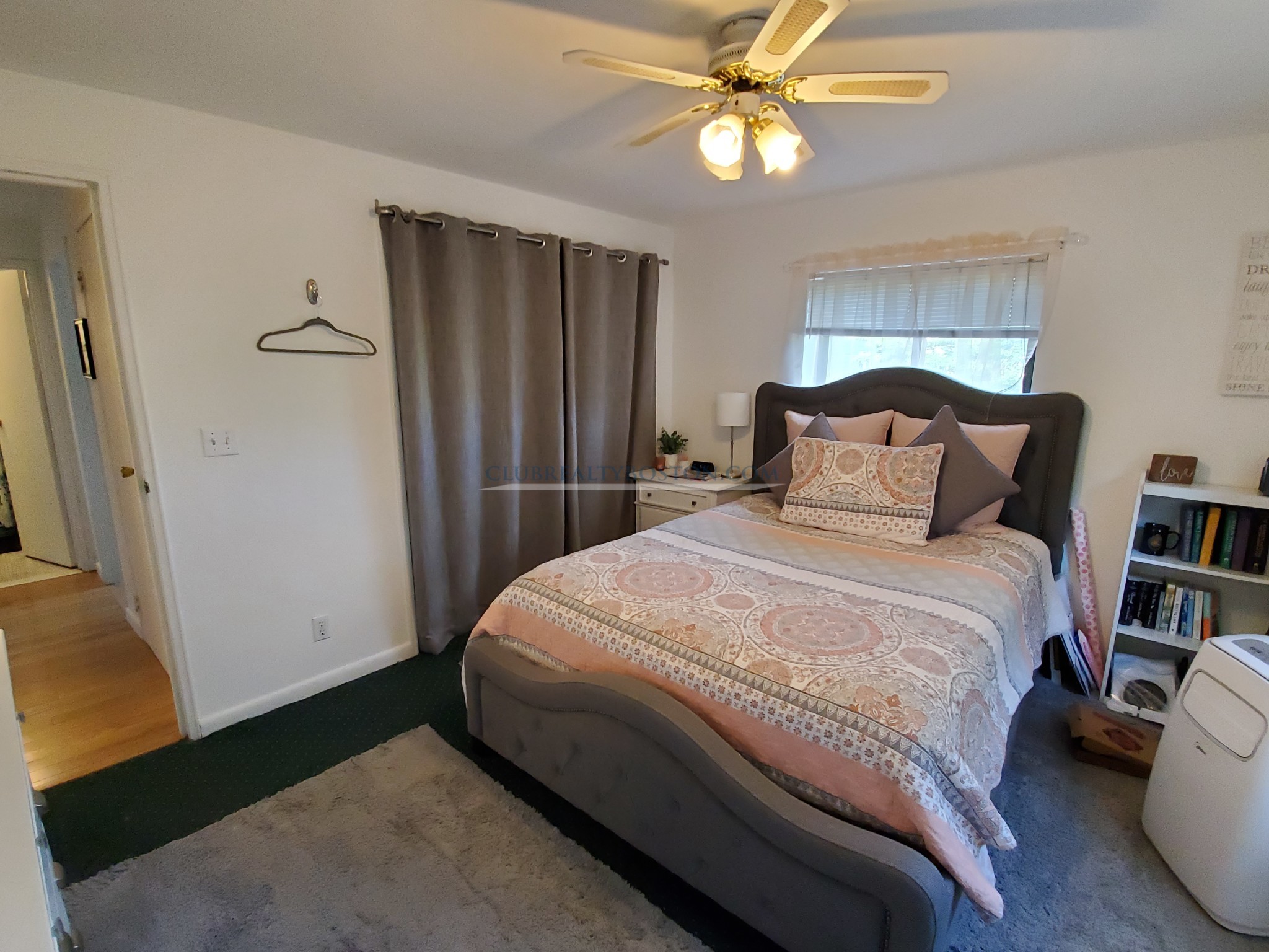 530 Washington St, Brighton