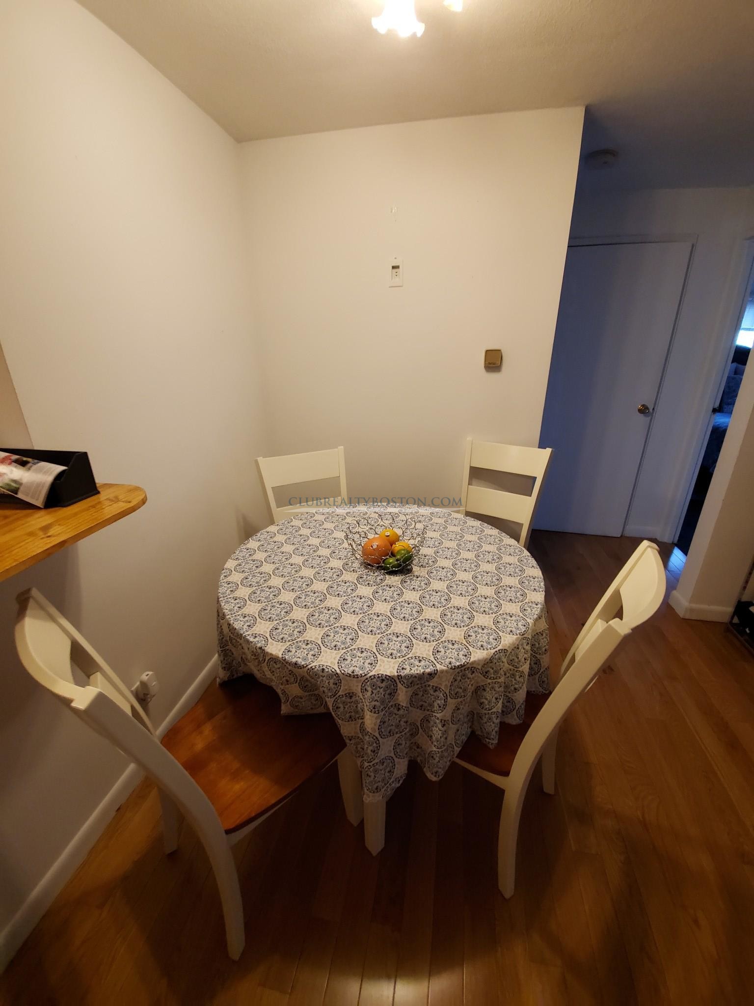 530 Washington St, Brighton