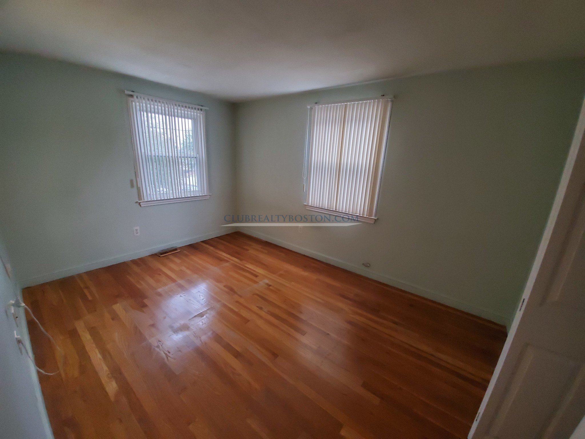 3 bed, 2 bath apartment for rent at 144 Edenfield Ave Unit 144, Watertown — photo 37 of 46