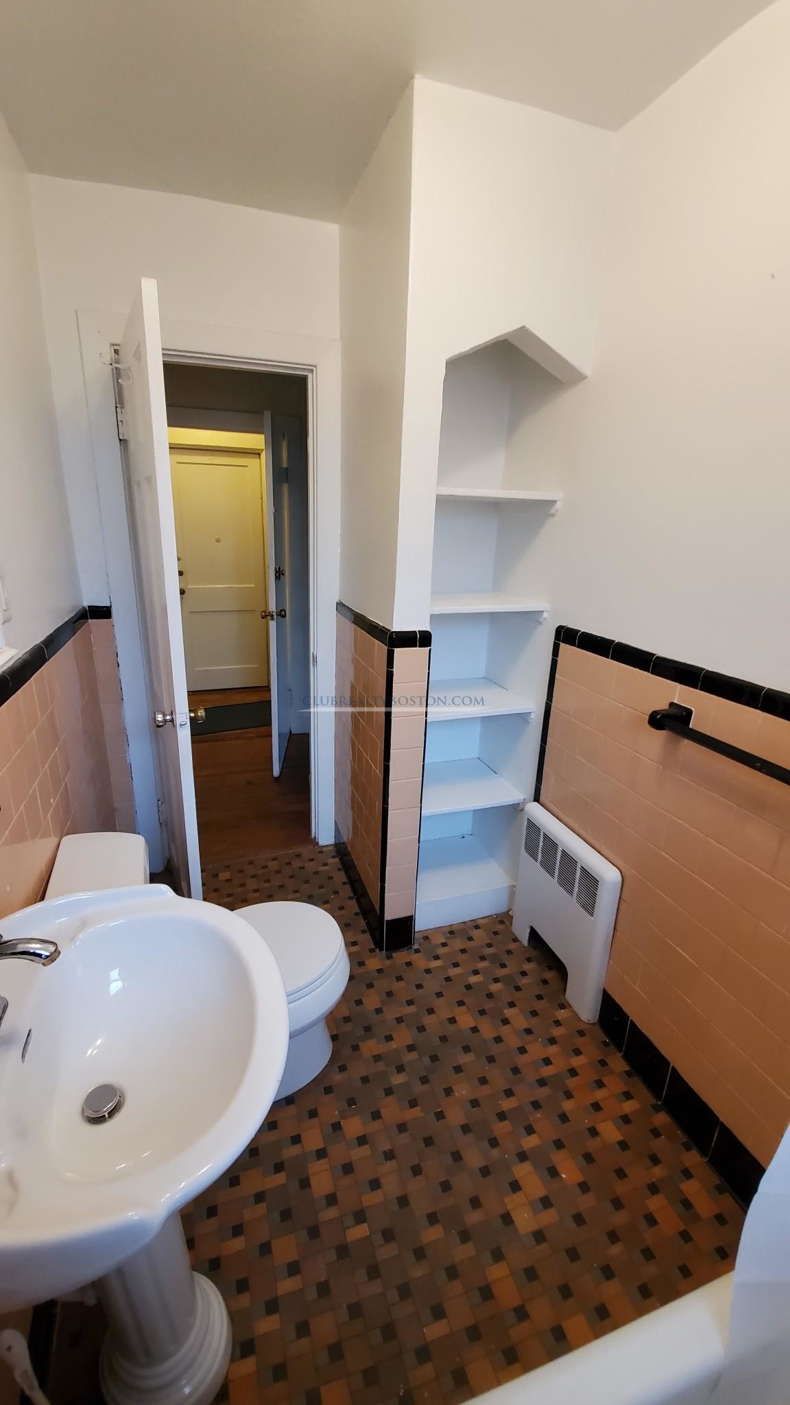 22 Beechcroft St, Brighton