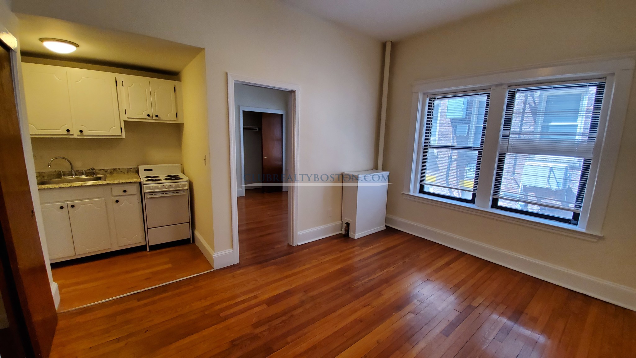 1315 Commonwealth Ave, Allston