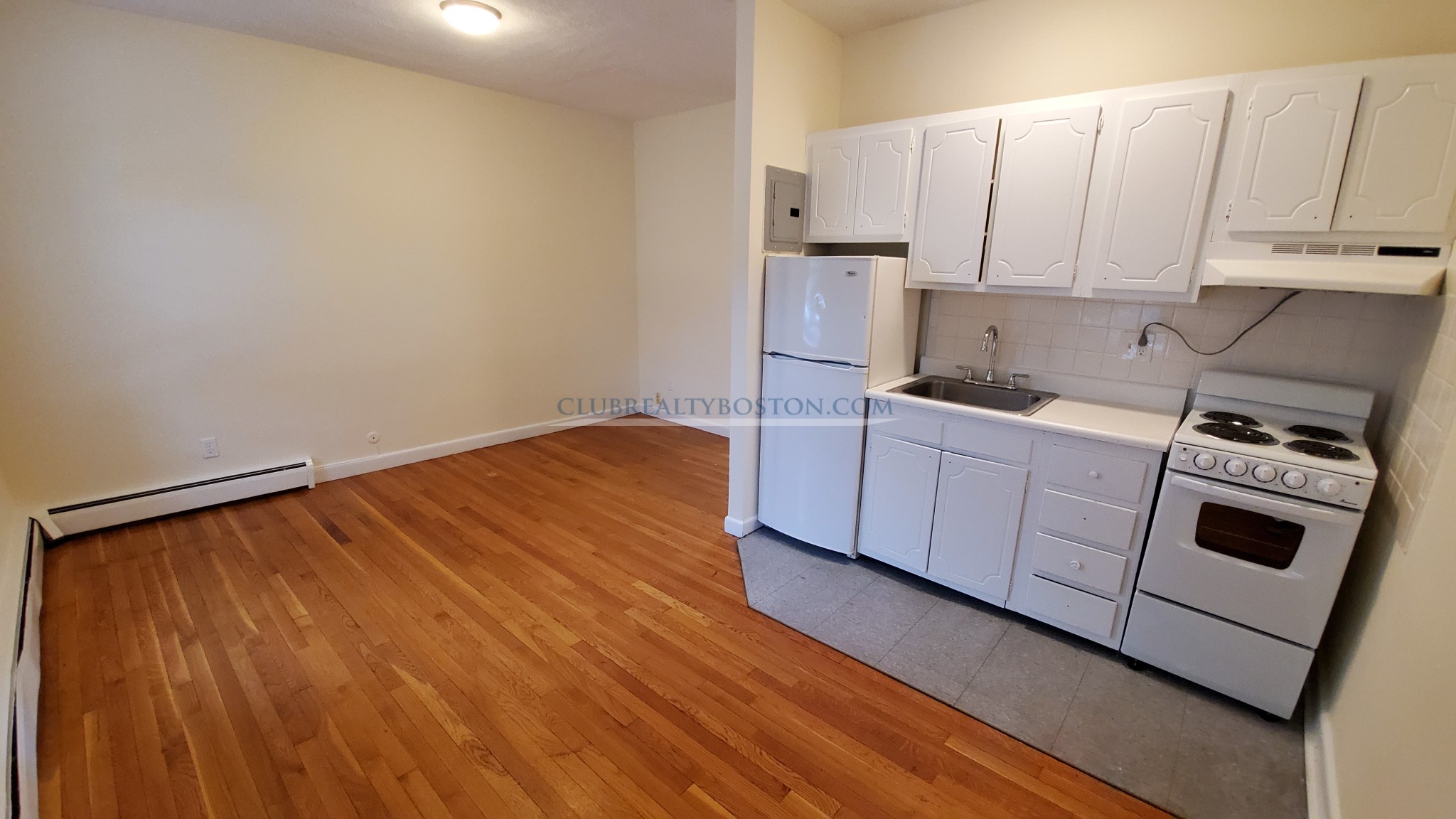 174 North Beacon St, Brighton