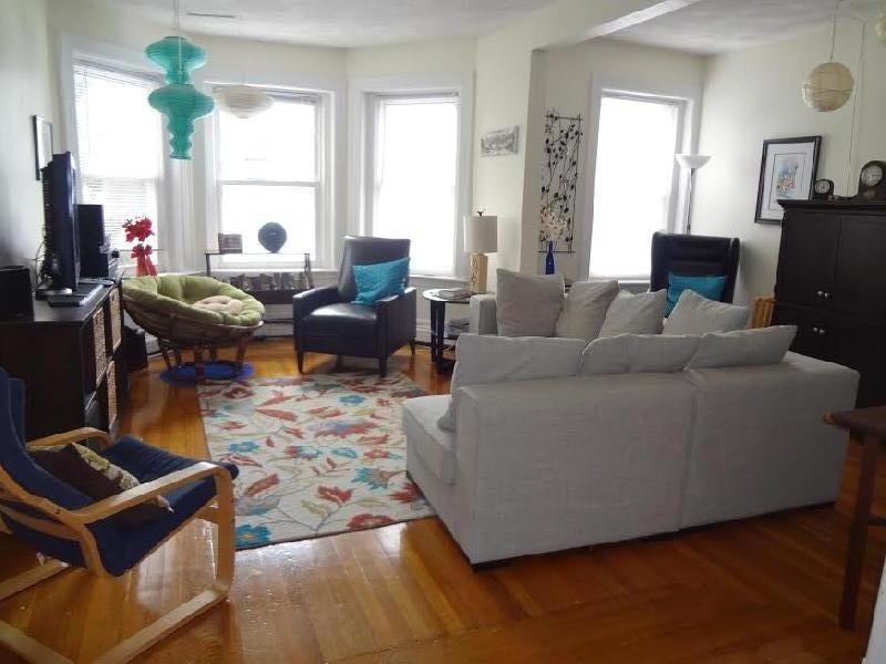 811 Washington St, Washington Square