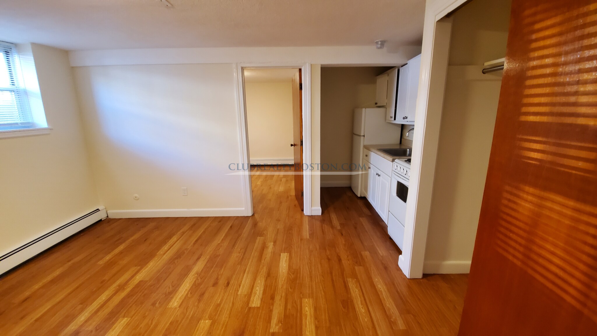 172 N Beacon St, Brighton