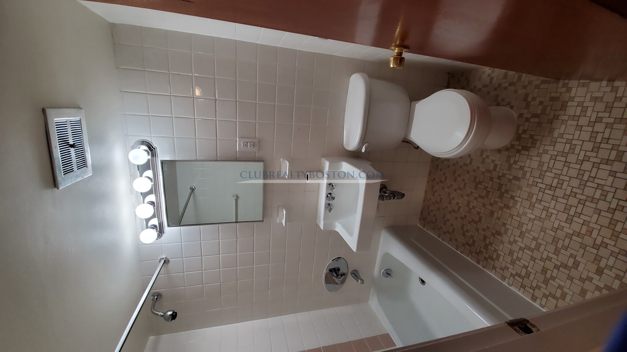 1315 Commonwealth Ave, Allston