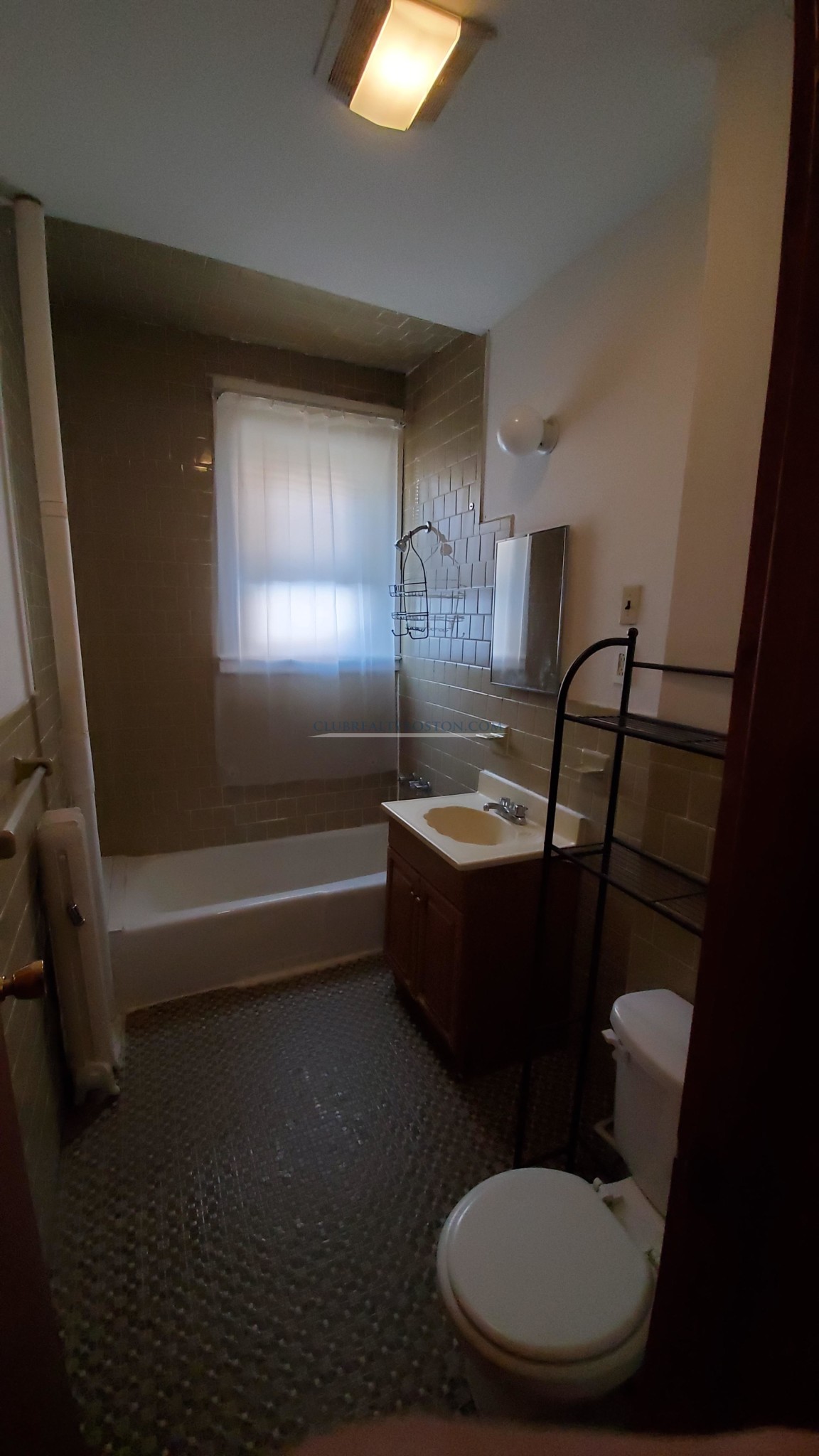 160 Strathmore Rd, Brighton