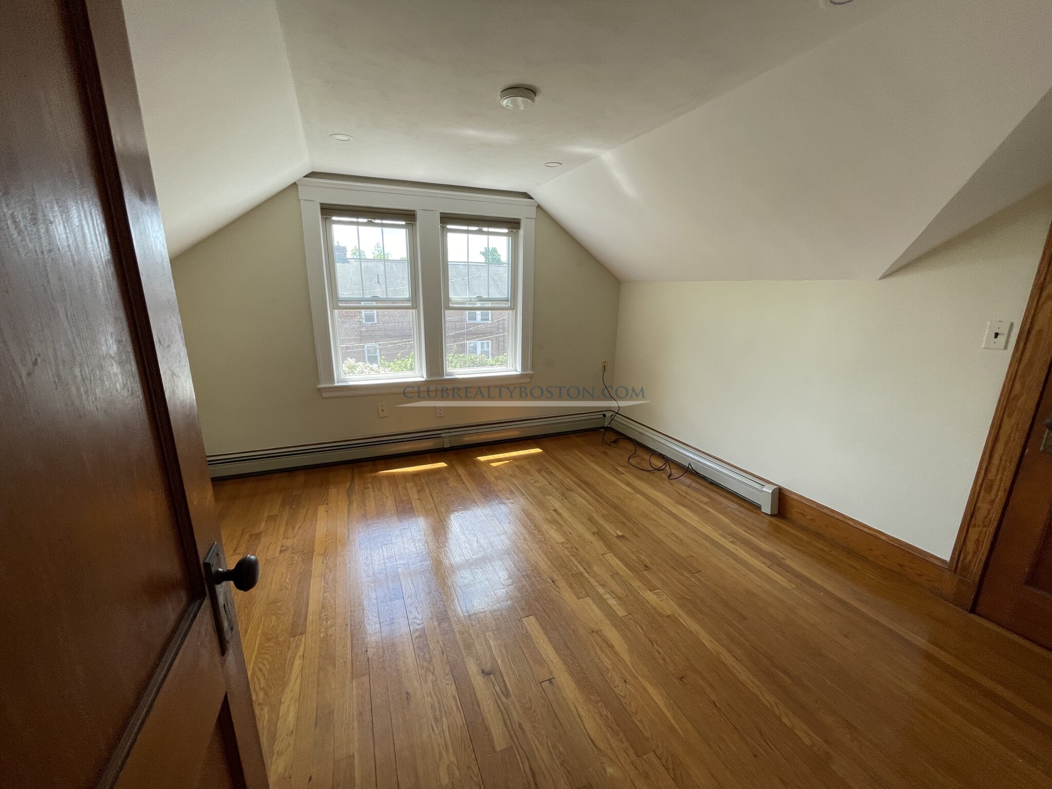 4 bed, 2 bath apartment for rent at 30 Bacon St Unit 30, Banks Square — photo 9 of 11