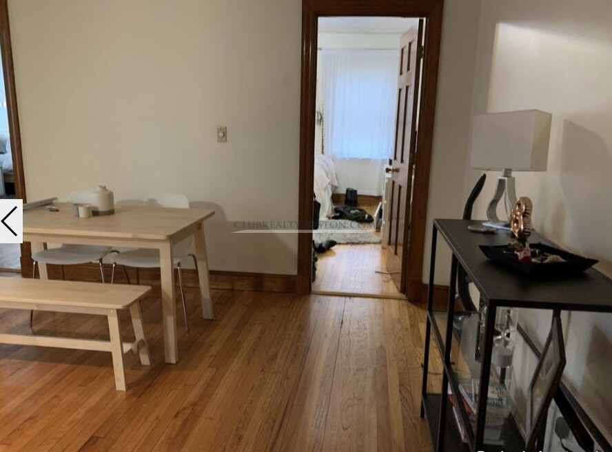 240 Kelton St, Allston