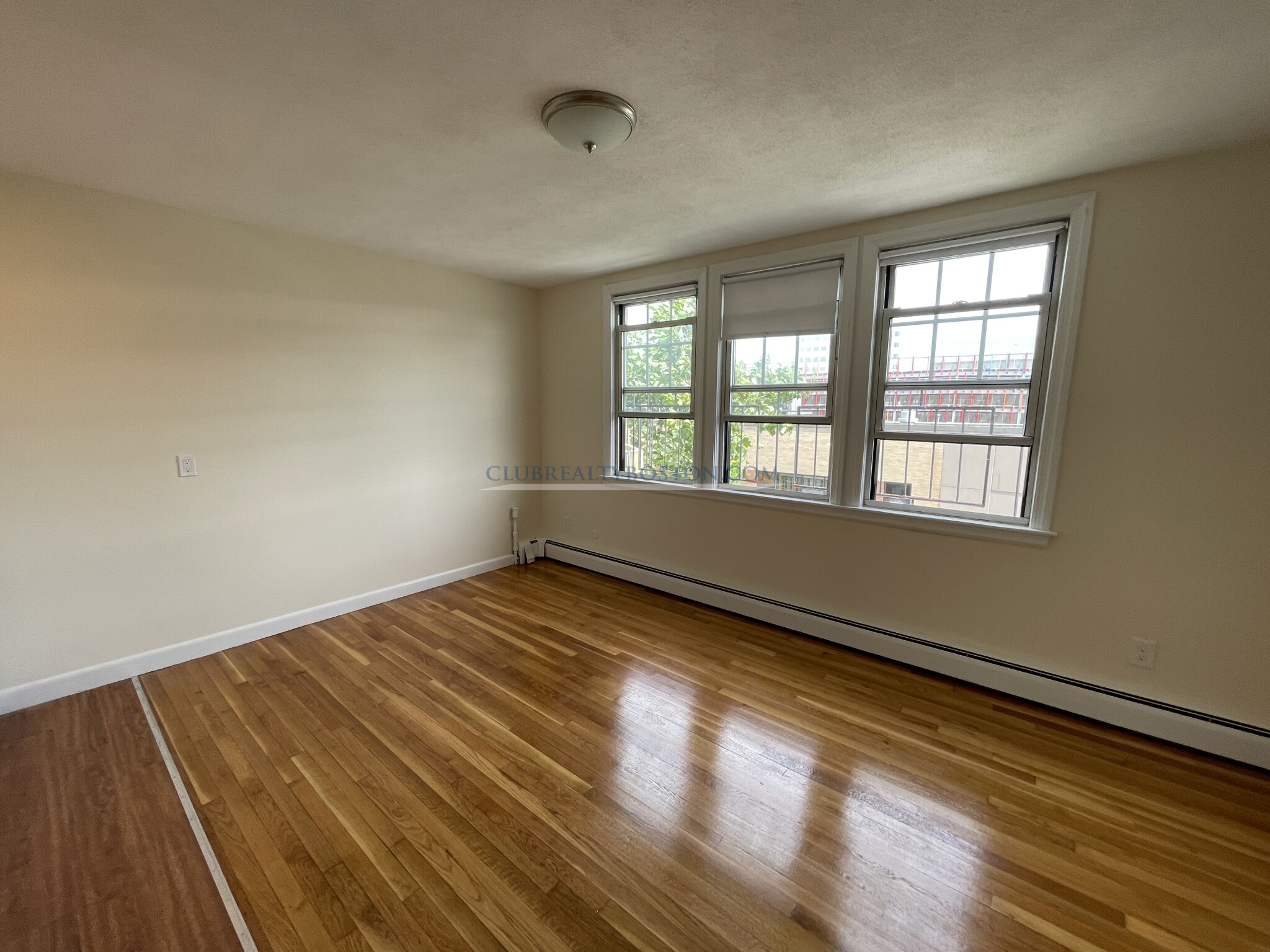 168 North Beacon St, Brighton