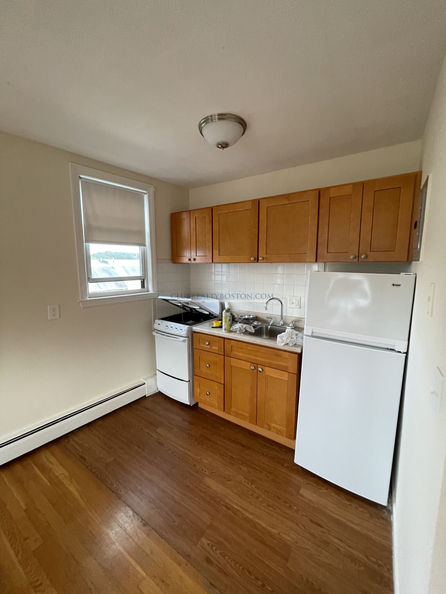 160 North Beacon St, Brighton