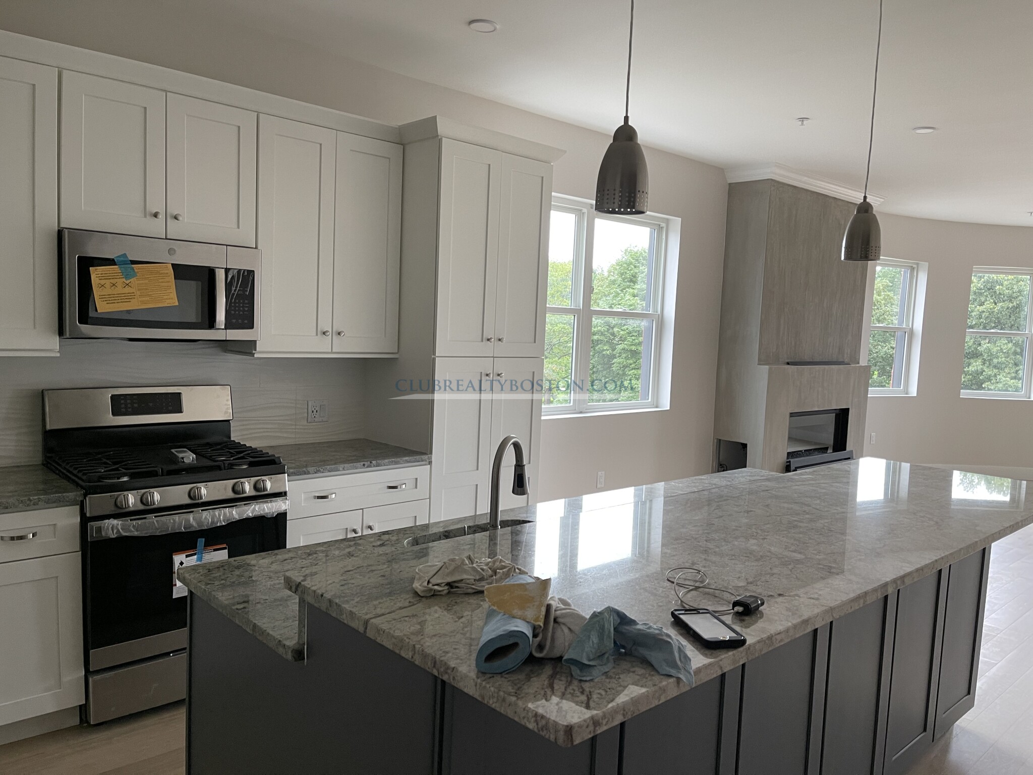 99 Moody St, Waltham