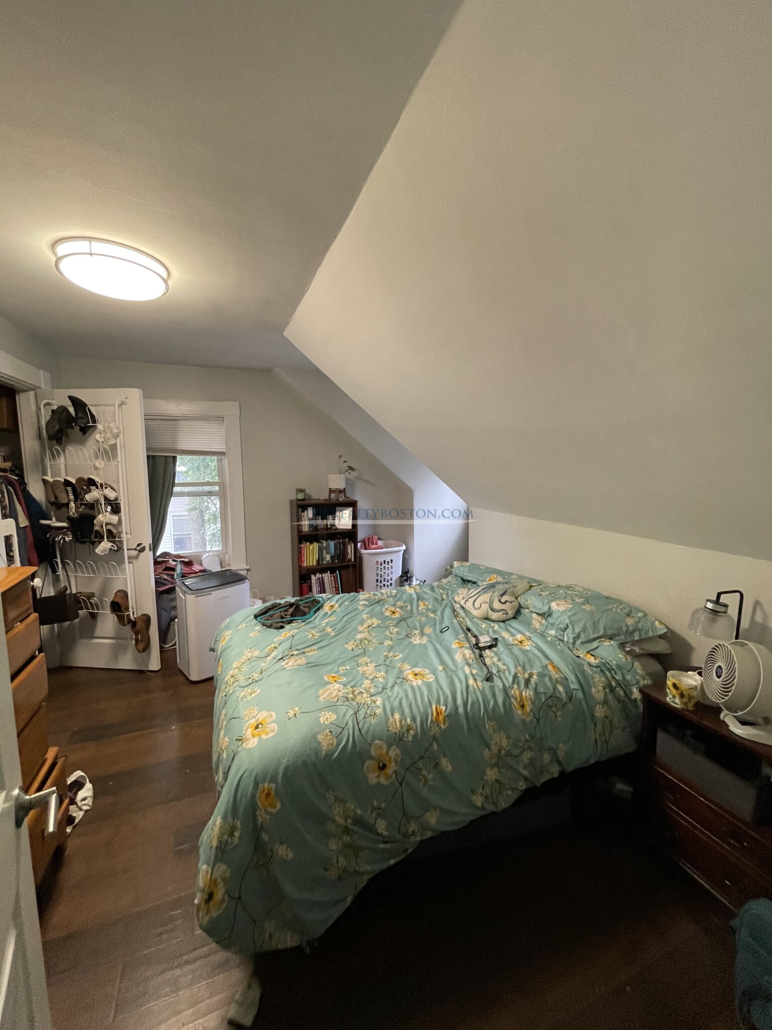 4 bed, 1 bath apartment for rent at 79 Brown St Unit 2, Waltham — photo 19 of 21