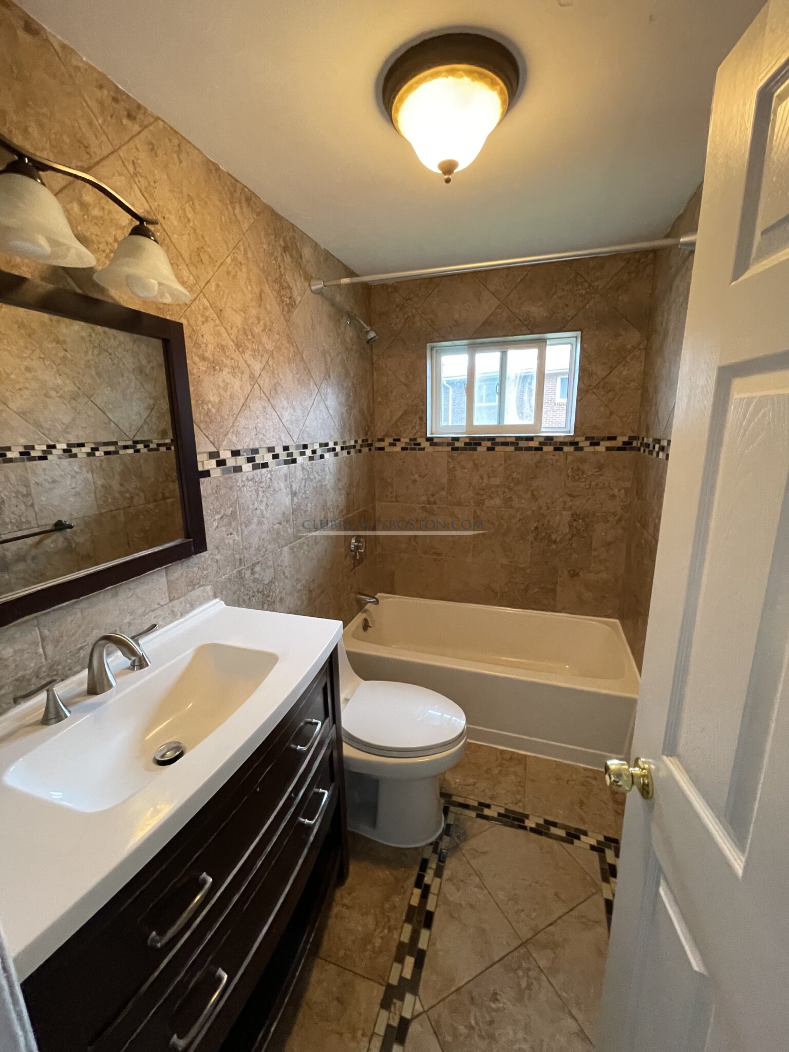 23 Oxford Cir, Cushing Square