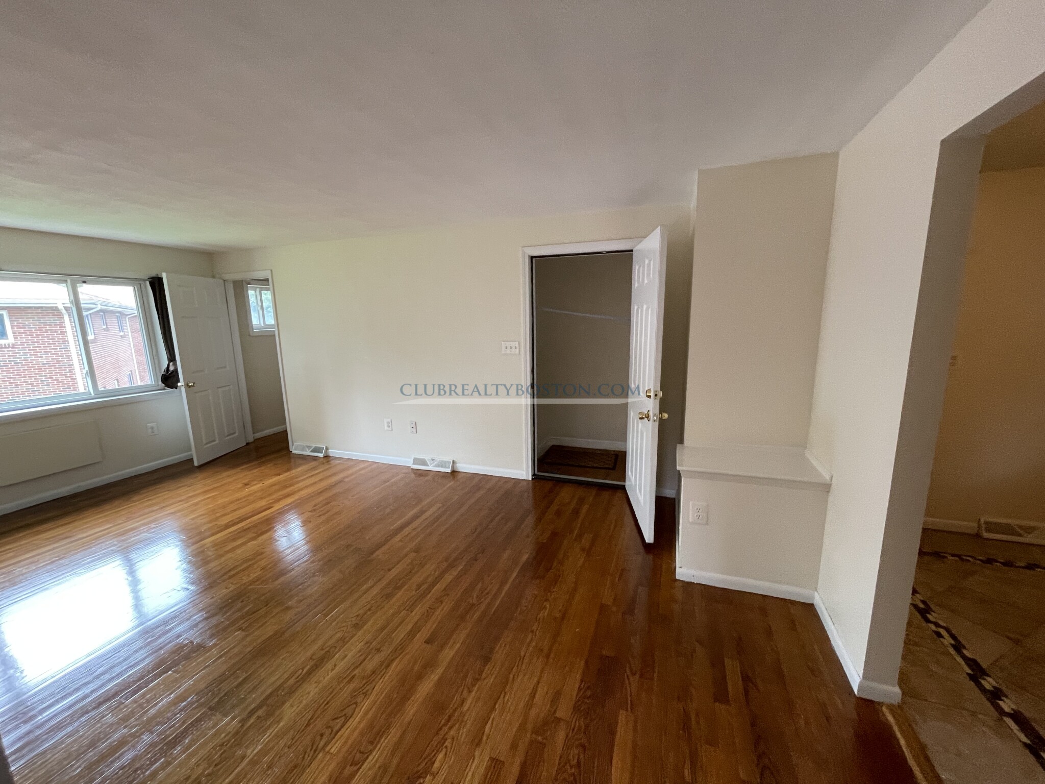 23 Oxford Cir, Cushing Square