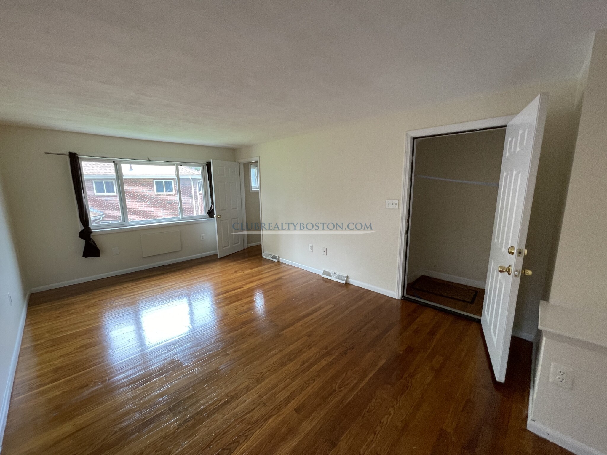 23 Oxford Cir, Cushing Square