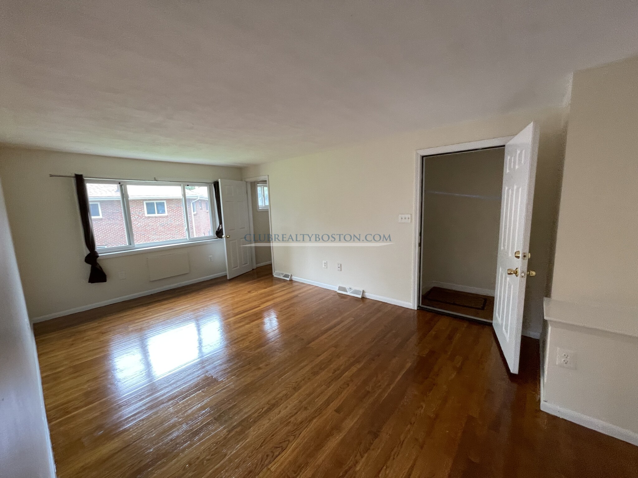 23 Oxford Cir, Cushing Square