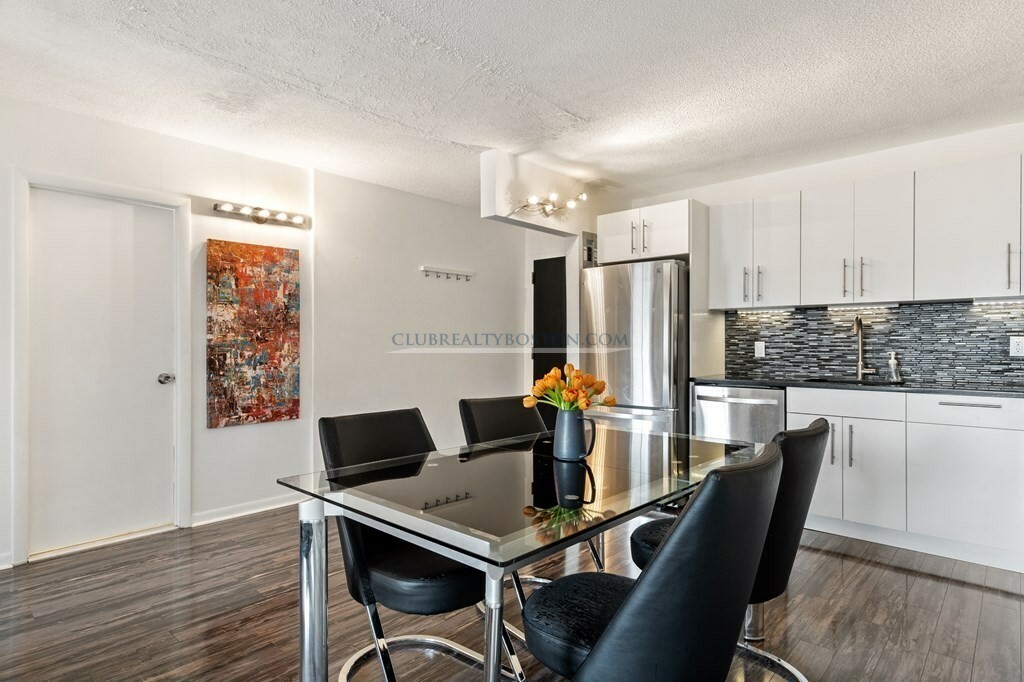 10 Williams St, Watertown