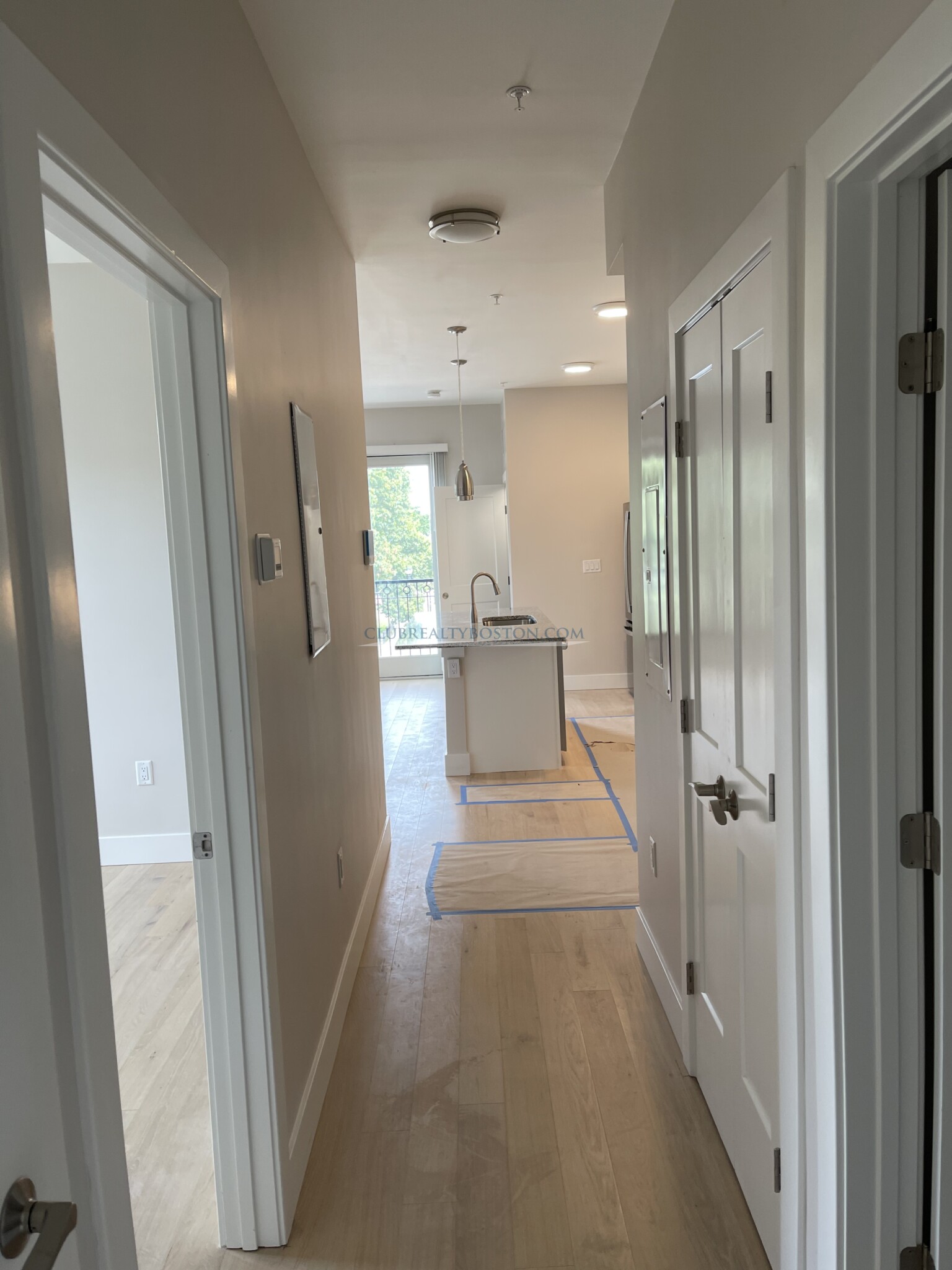 99 Moody St, Waltham