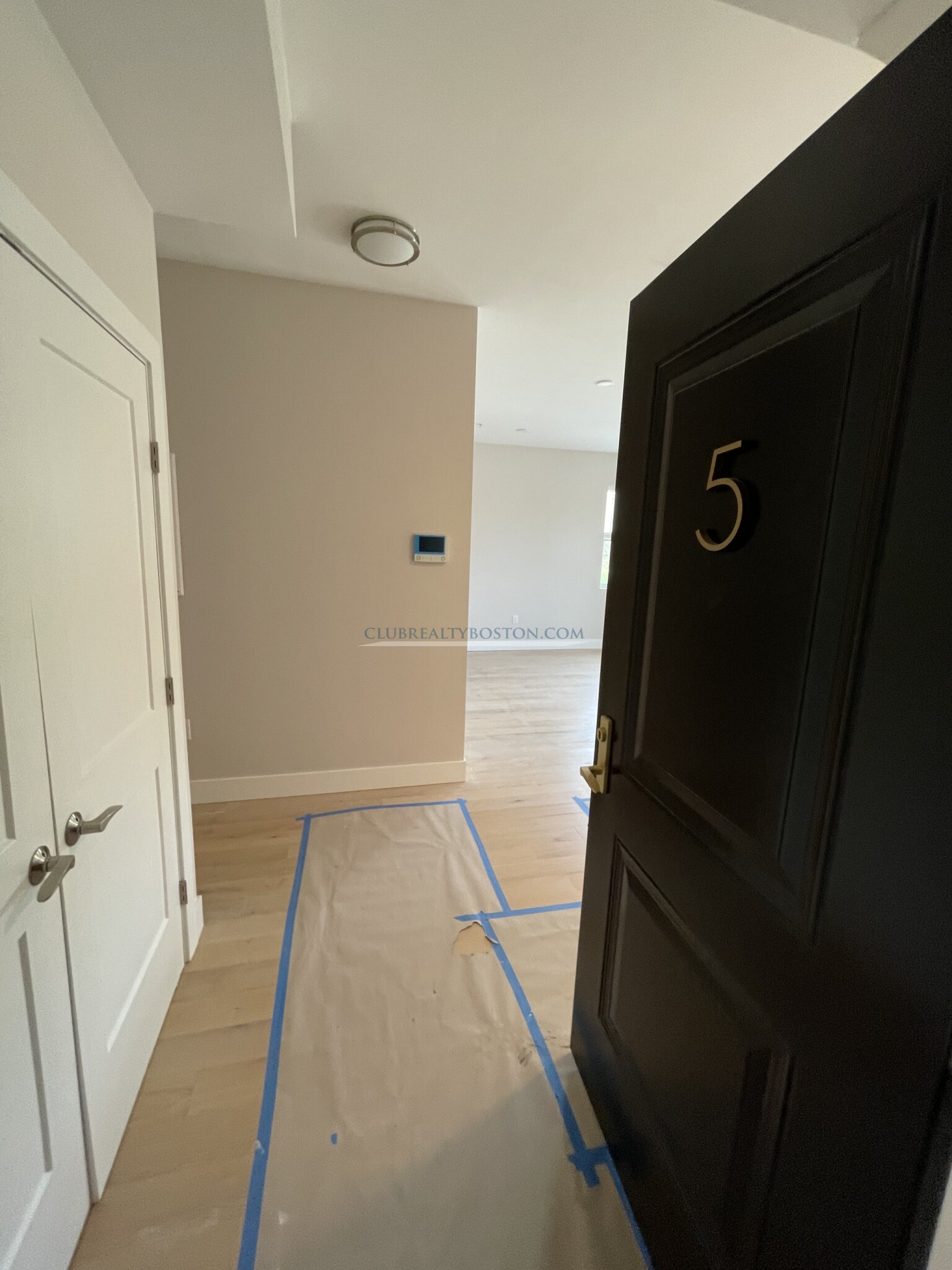 99 Moody St, Waltham