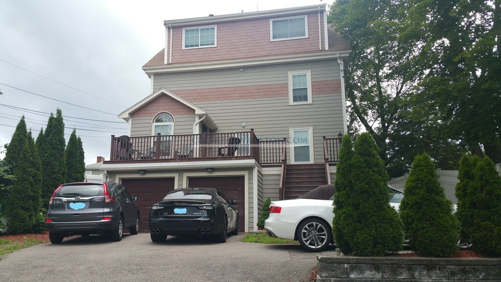 76 Taft Ave, Newtonville