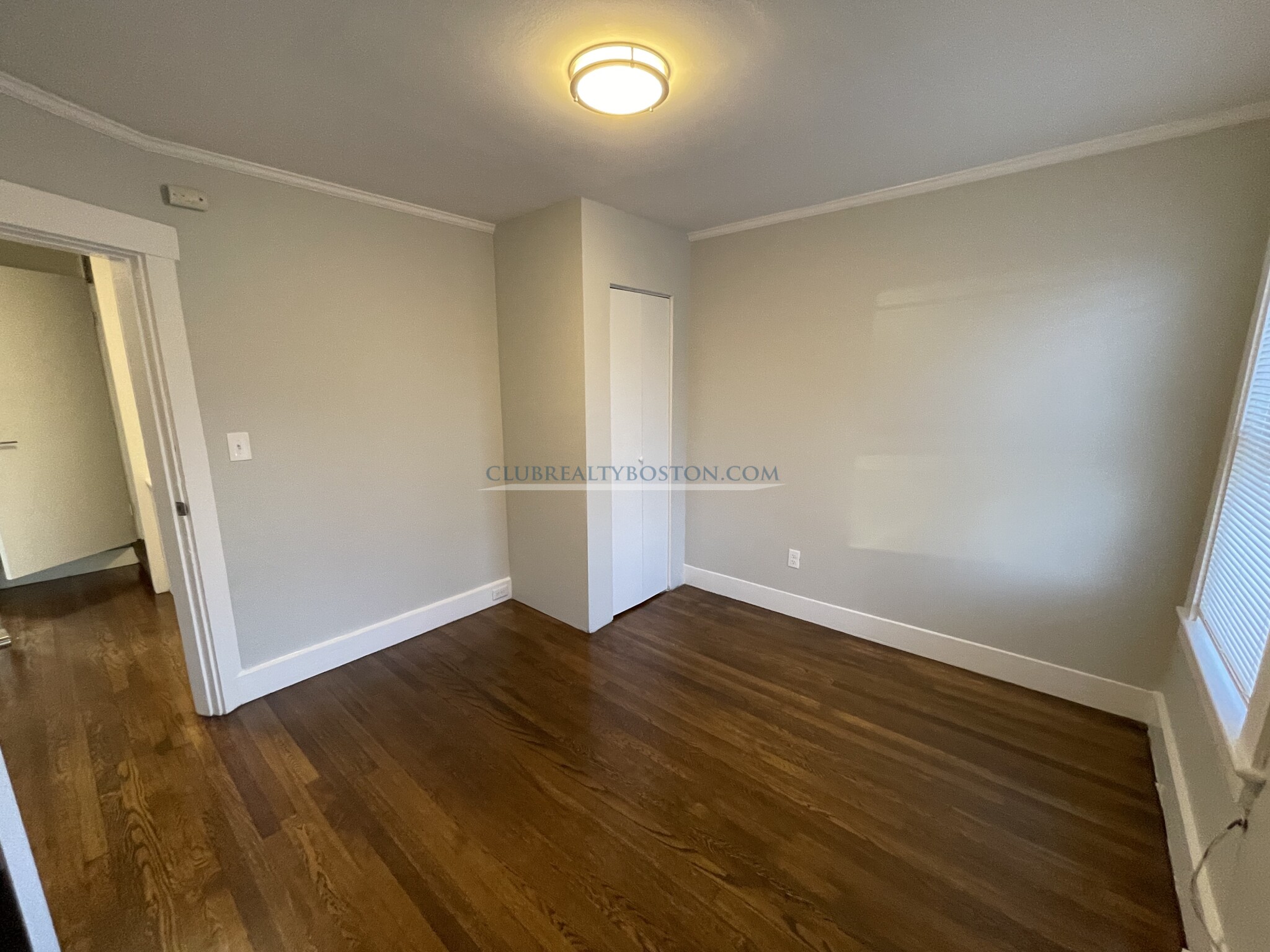 4 bed, 1 bath apartment for rent at 75 Hammond St Unit NONE, Waltham — photo 12 of 15